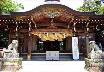 拝殿
