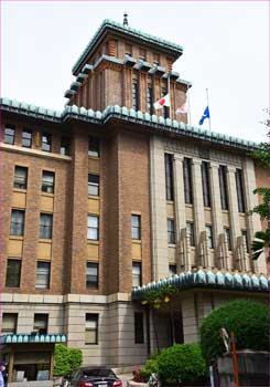 県庁舎