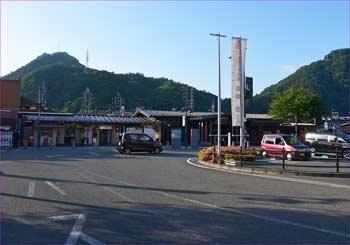 大月駅