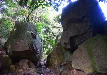 岩尾根
