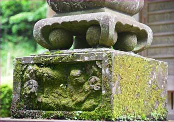 地輪の彫り物