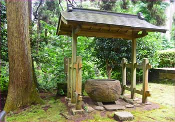 手水鉢
