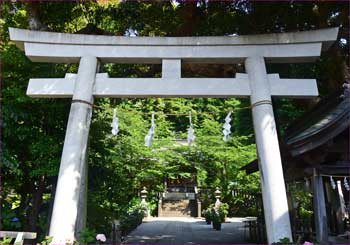 鳥居