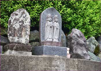 玄倉の道祖神