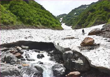 針木雪渓