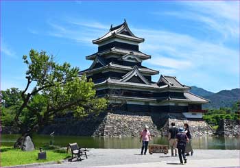 松本城