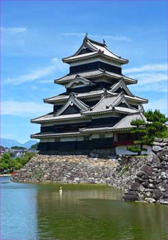 松本城