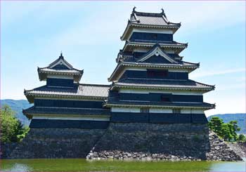 松本城