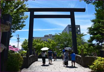 鳥居