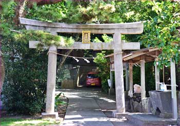 鳥居