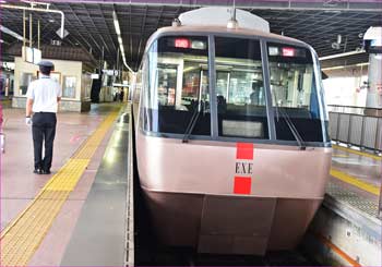 ロマンスカー