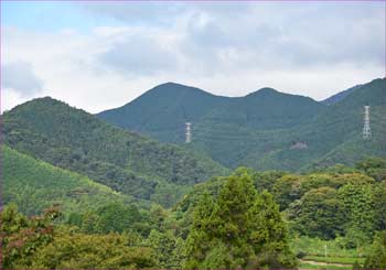 寄方面の山