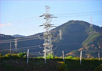 秦浜線鉄塔