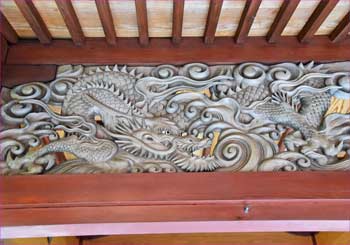 龍彫り物