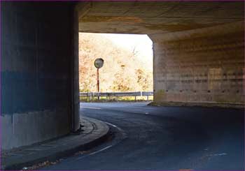 トンネル