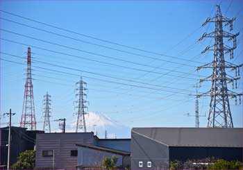 富士と鉄塔