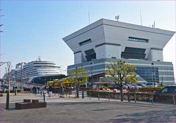 大さん橋埠頭ビル