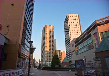 橋本駅前