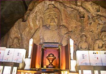 磨崖仏