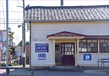 東岩瀬駅