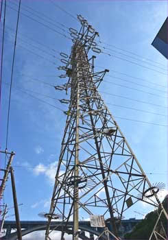 送電鉄塔