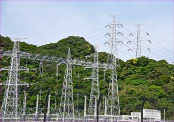 送電鉄塔