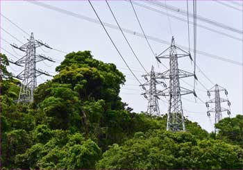 送電鉄塔