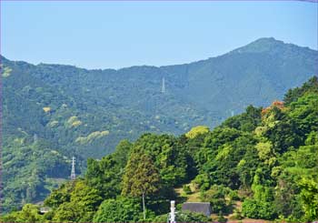 岩戸山