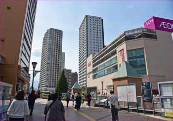橋本駅前
