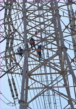 送電鉄塔